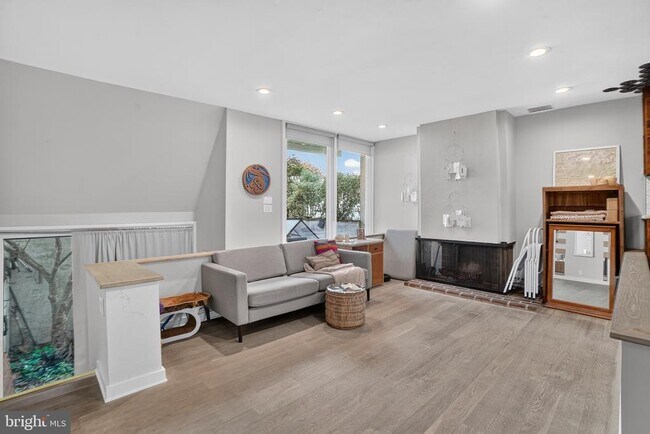 Foto del edificio - 812 Lombard St