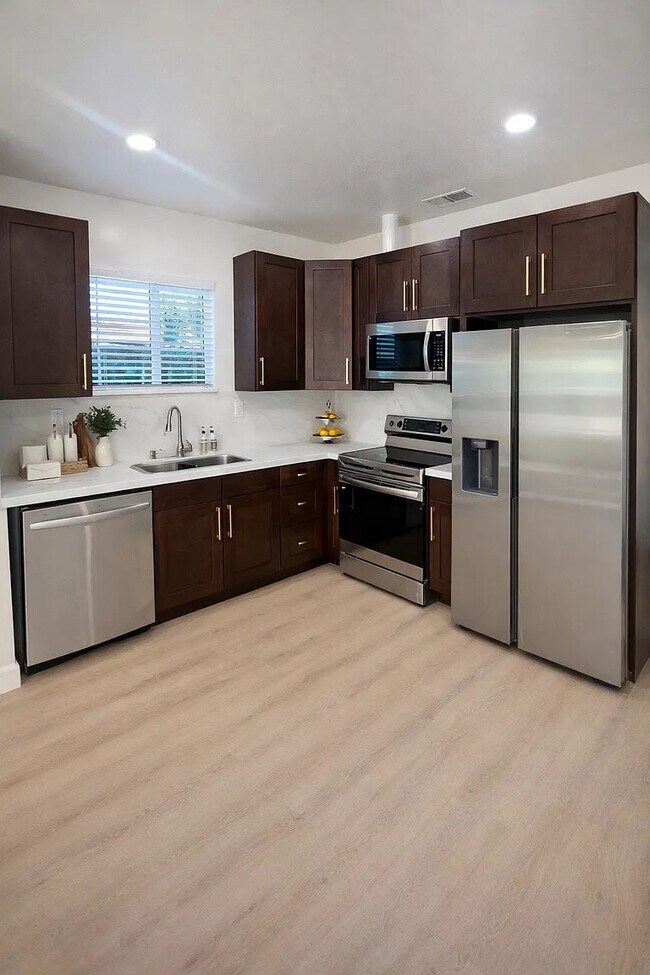 Foto del edificio - 9150 N Columbus Ave
