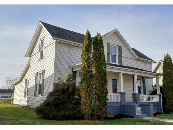 Primary Photo - 213 Hamilton St