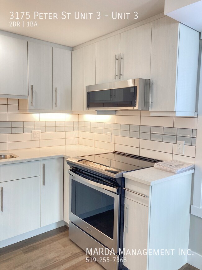 Building Photo - RENOVATED 2-BED/1-BATH UPPER APT WEST WINDSOR + HYDRO & GAS