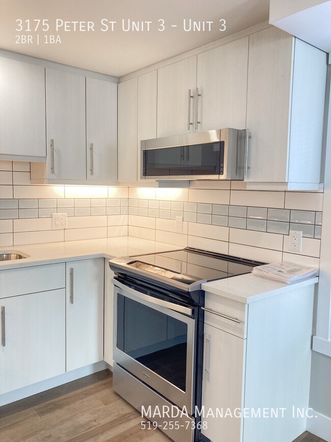 Photo du bâtiment - RENOVATED 2-BED/1-BATH UPPER APT WEST WINDSOR + HYDRO & GAS