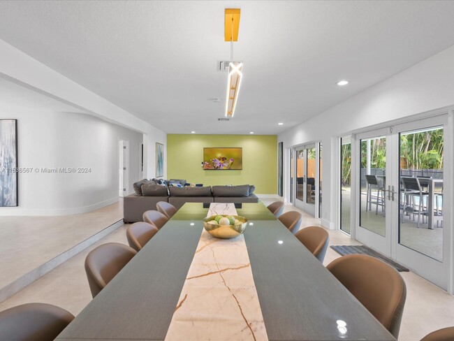Building Photo - 3721 N 55th Ave