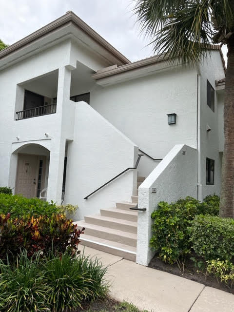 Foto del edificio - 15319 Strathearn Dr