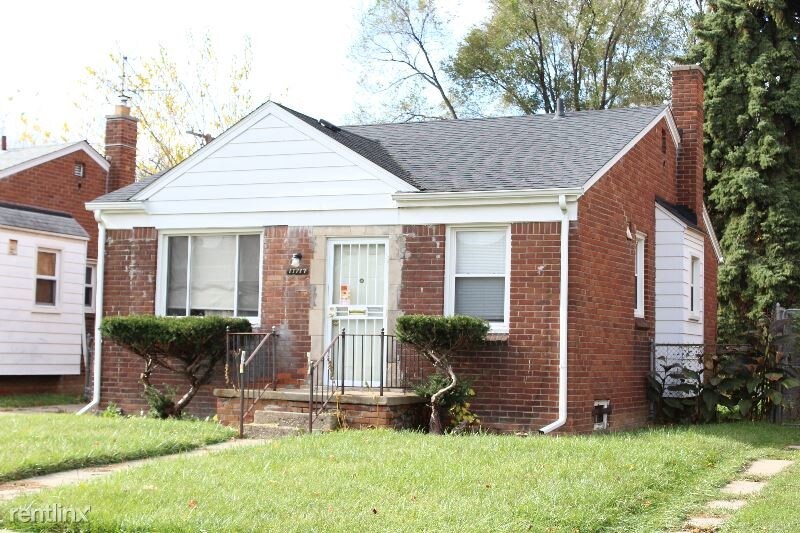 Primary Photo - 11717 Sussex St