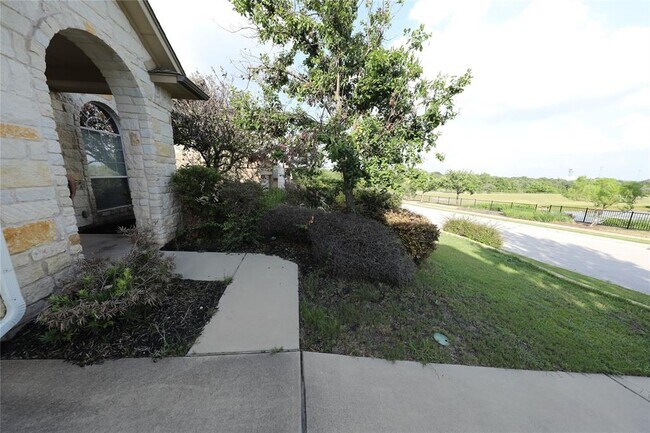 Foto del edificio - 1813 Slate Creek Dr
