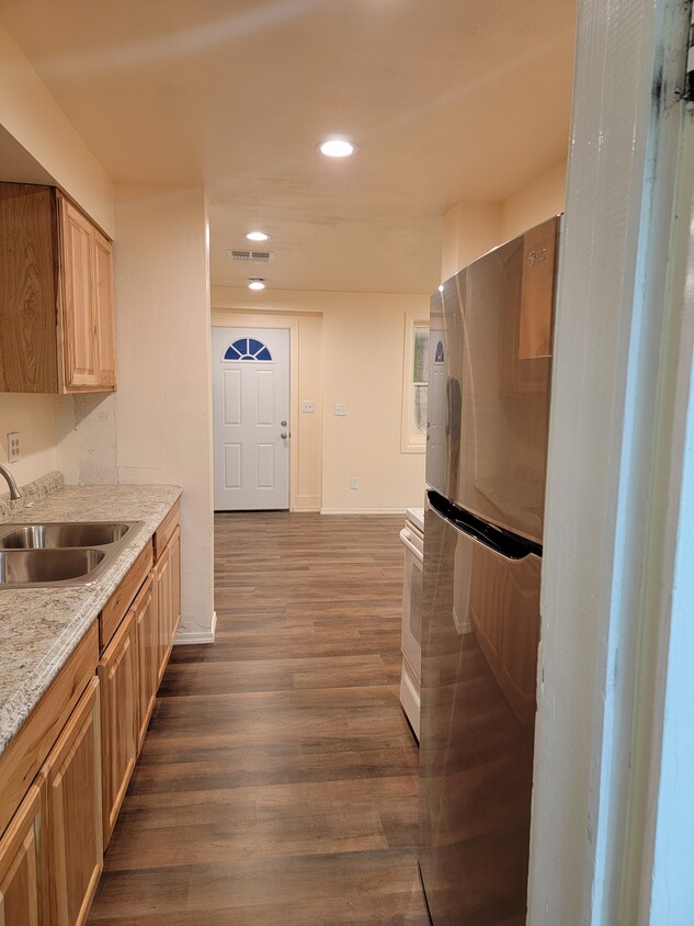 Foto principal - 214 W Aspinwall St