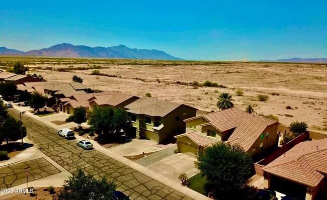 Building Photo - 44236 Adobe Cir