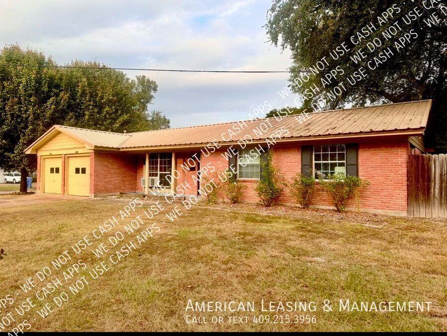 Primary Photo - Spacious and Modern Rental Home