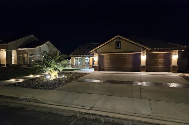 Foto del edificio - 12660 High Desert Rd