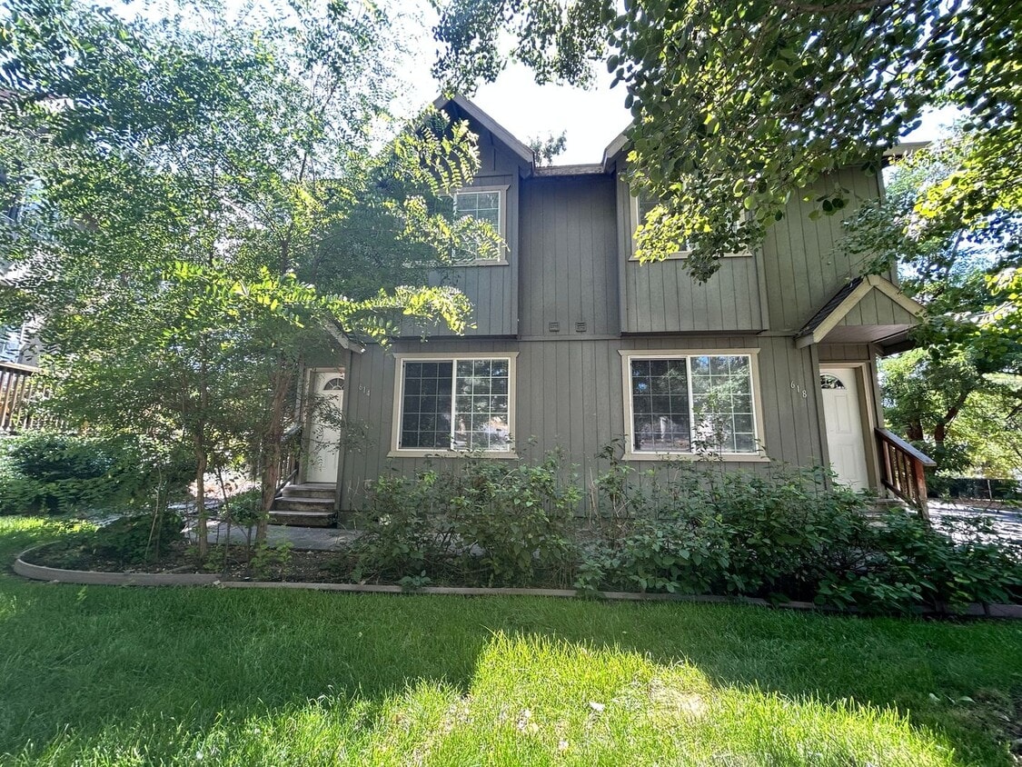 Primary Photo - 614 Prescott St