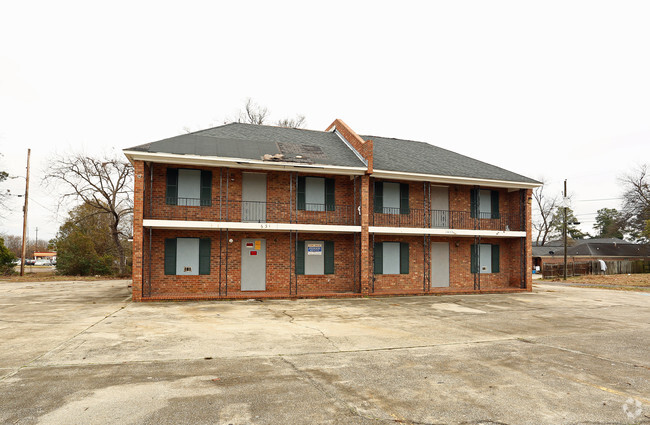 Building Photo - Walton Way Retail