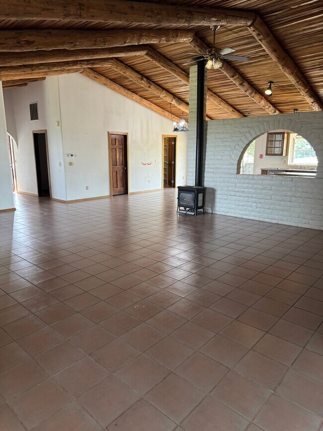 Foto del edificio - 1102 Big Sky Ln