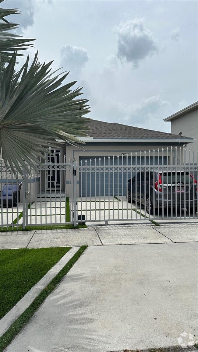Building Photo - 27904 SW 133rd Path
