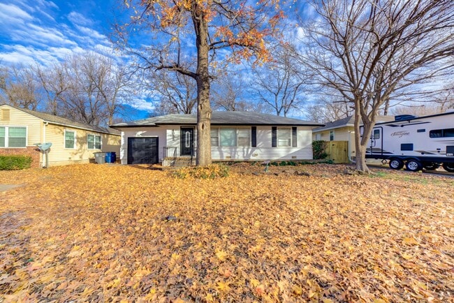Building Photo - 2 Bed | 1 Bath