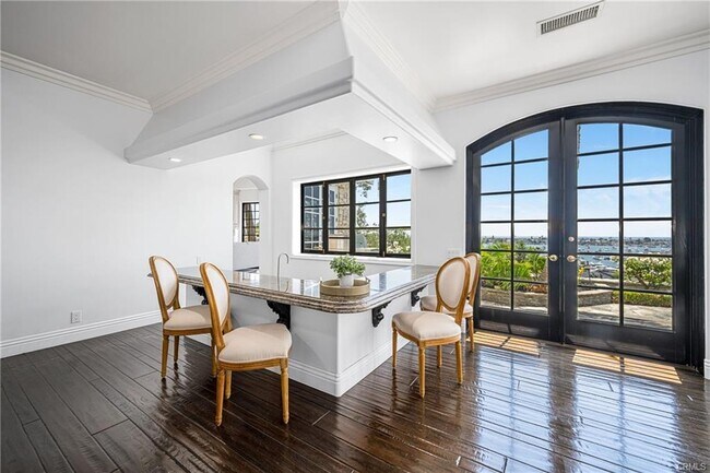 Foto del edificio - 1541 Dolphin Terrace