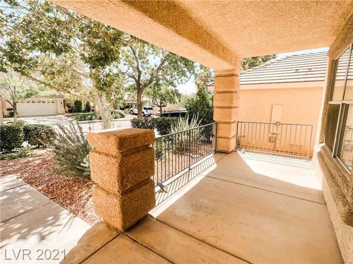 Foto principal - Coming Soon 8/1/25 - Beautiful Summerlin P...