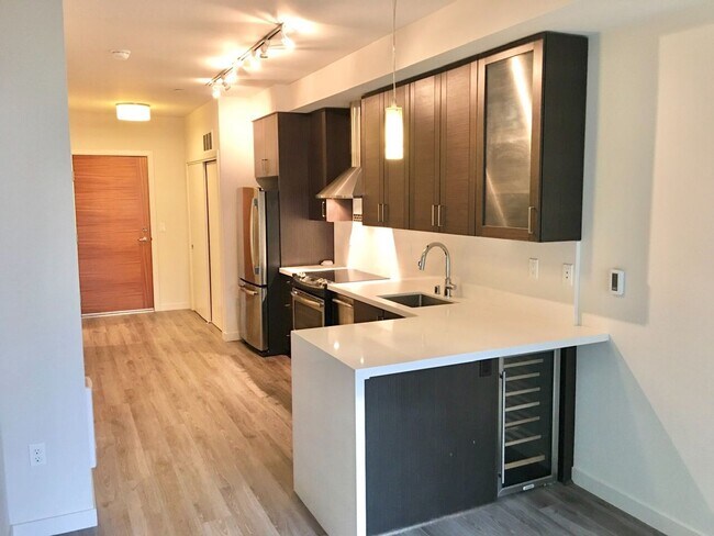 Foto del edificio - Urban Living at the Vik - Six month lease