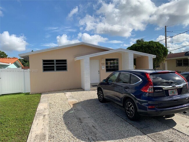 Foto del edificio - 5321 NW 3rd St