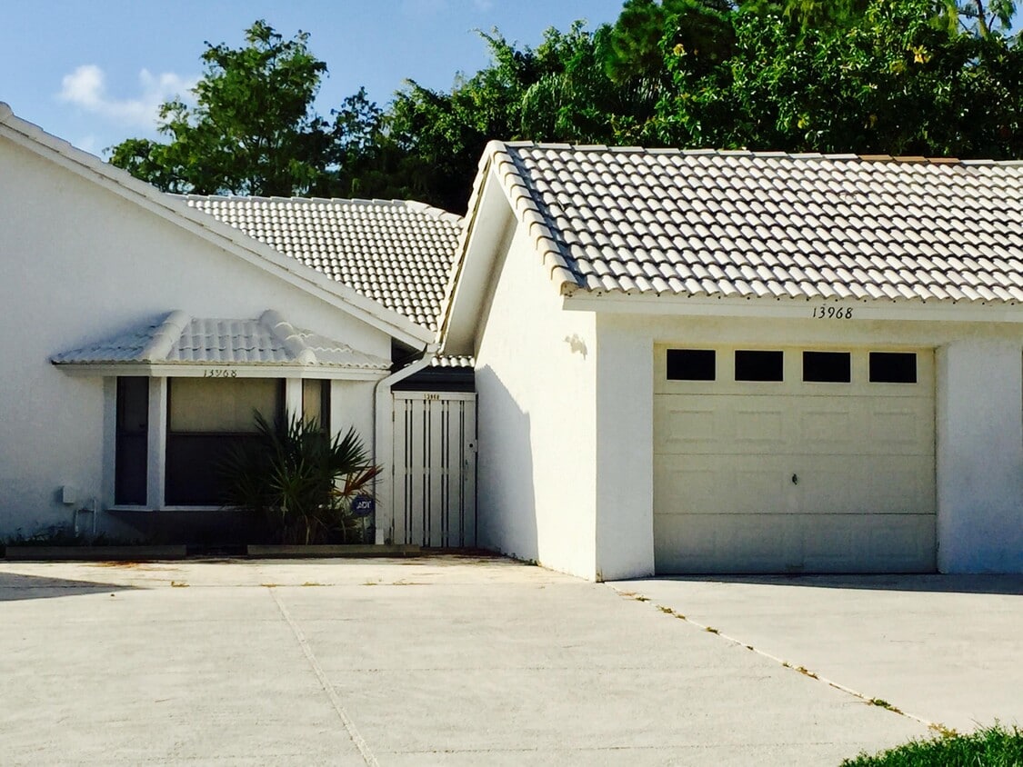 Foto principal - 13968 Morning Glory Dr