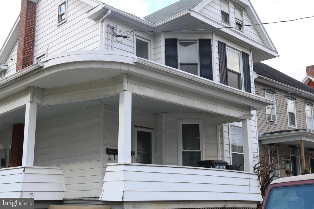 Primary Photo - 230 W 2nd St