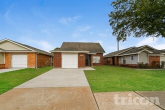 Building Photo - 3250 Kelling St