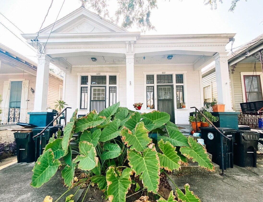 Foto principal - 820 Jena St