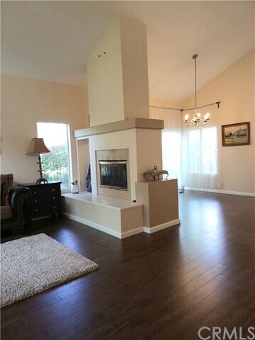 Building Photo - 15671 Tall Oak Dr