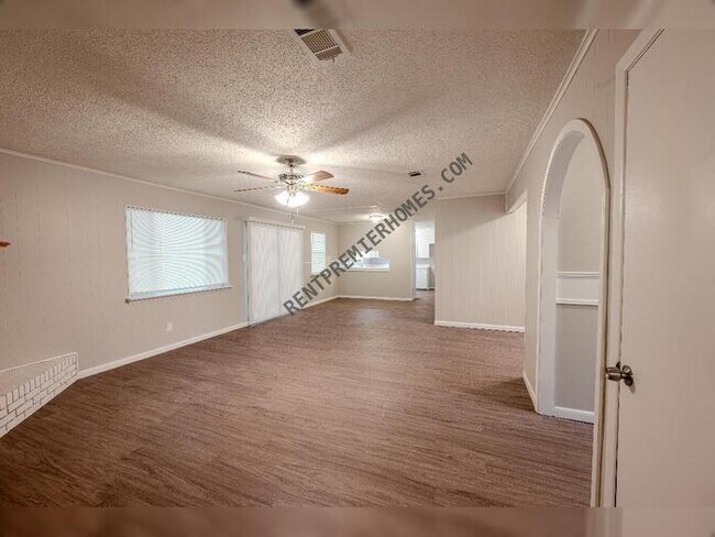 Building Photo - 2315 Koko Dr