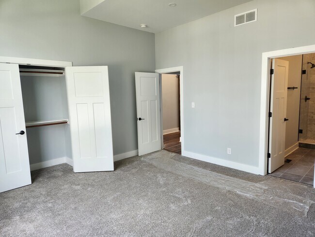 Building Photo - 1430 Olive St