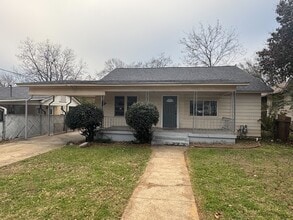 Building Photo - 117 Gardner St