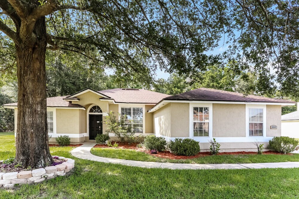 Primary Photo - 857 Poydras Ln N