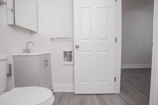 Foto del edificio - 2825 N Newkirk St