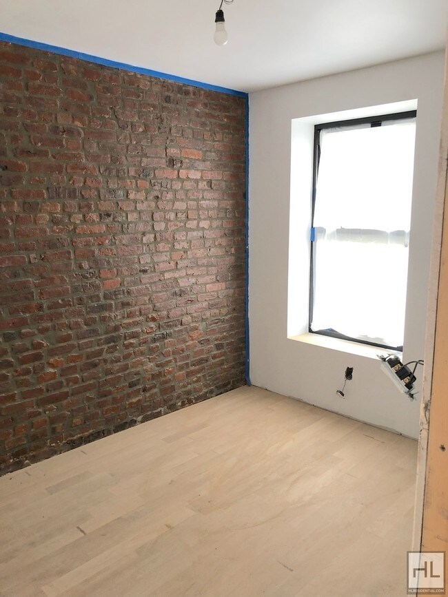 Foto del edificio - 609 WARREN STREET