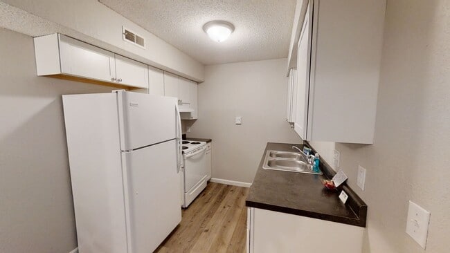 Interior Photo - Harrison Street Apartments