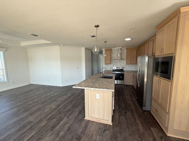 Foto del edificio - 7511 Westwood Dr