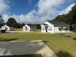 Building Photo - 503 Pecan Tree Ln