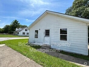 Building Photo - 1581 Wilbur Ave