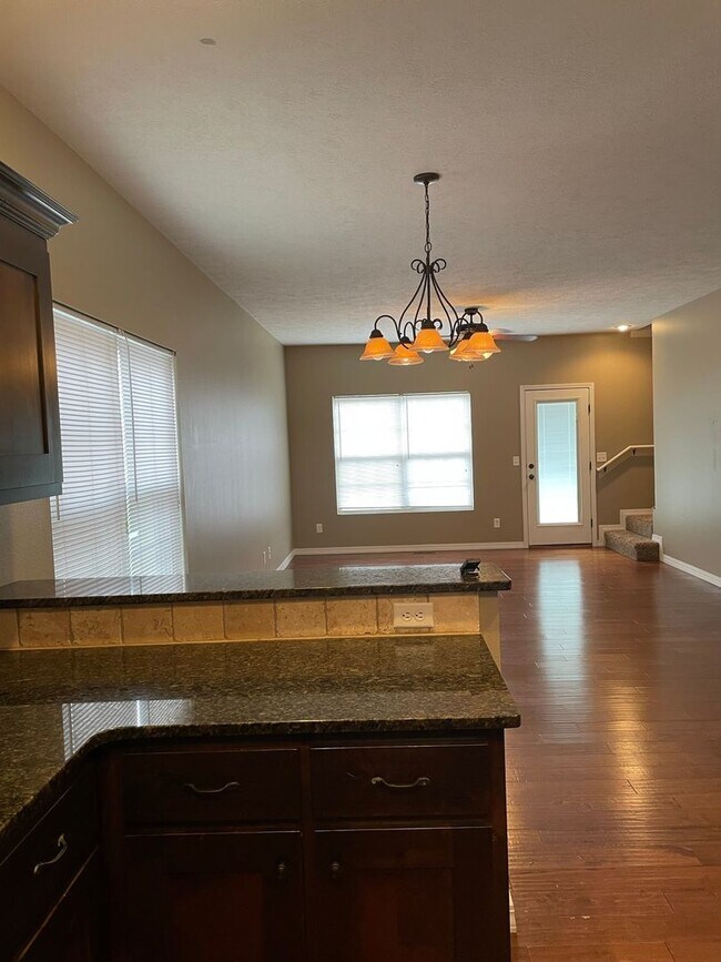 Foto del edificio - Beautiful 4 Bedroom Home In South Springfield