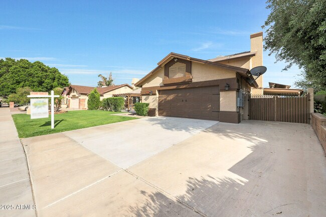 Foto del edificio - 6101 W Grandview Rd