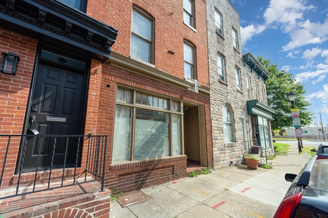 Building Photo - 677 Washington Blvd