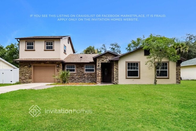 Building Photo - 1725 Pine Tree Dr