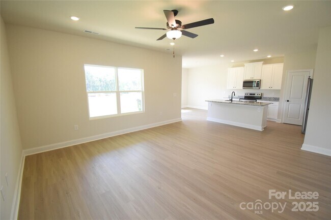 Foto del edificio - 3519 Narrow Ln