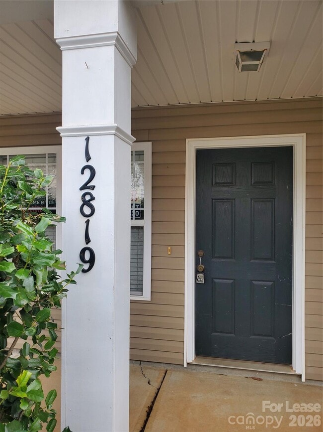 Foto del edificio - 12819 Windyedge Rd