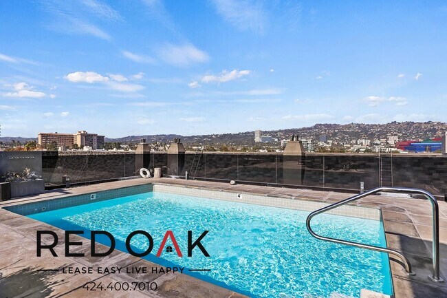 Foto del edificio - 8811 Burton Wy