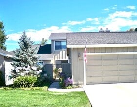 Building Photo - 840 Duffin Dr