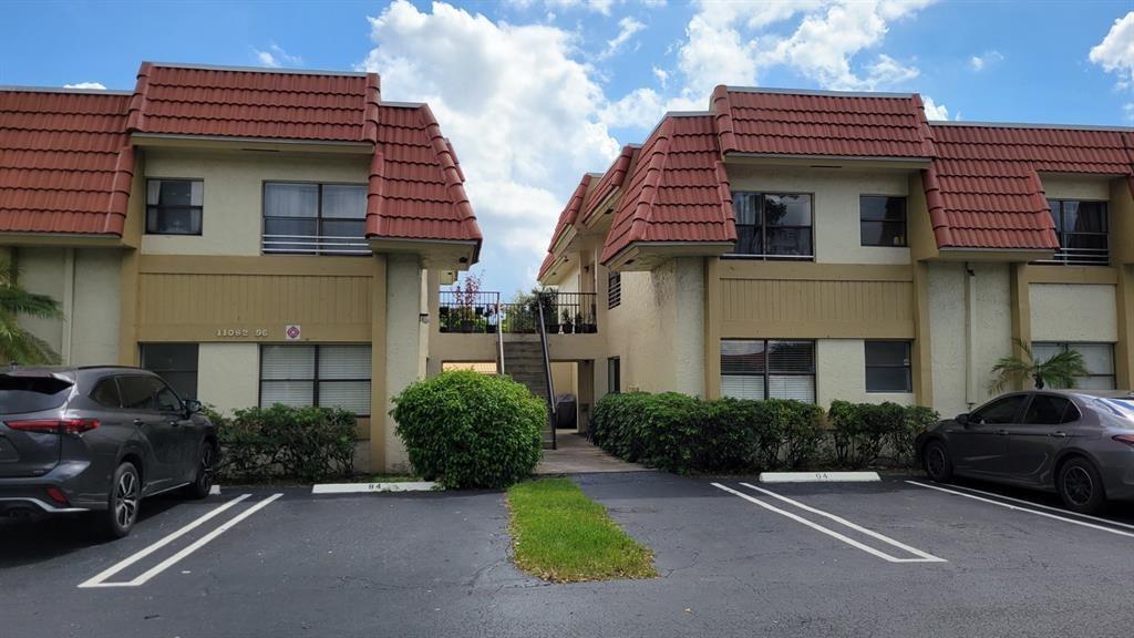 Primary Photo - 11000 Royal Palm Blvd