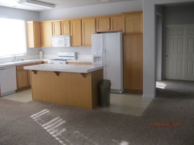 Building Photo - Stunning 3 beds 2 baths in Northeast Reno