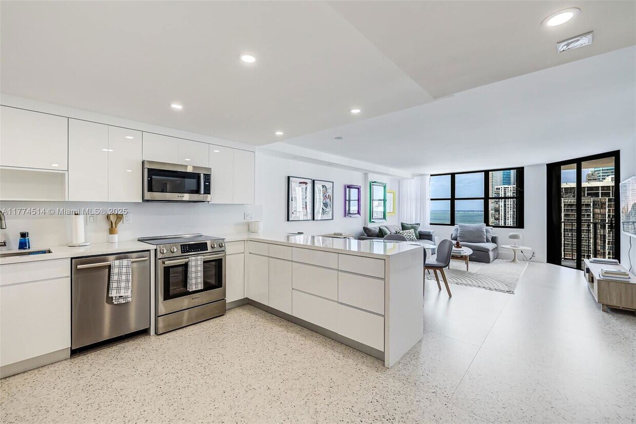 Foto principal - 1865 Brickell Ave