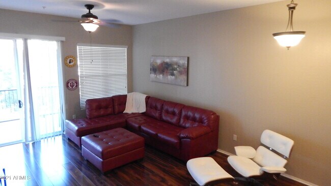 Foto del edificio - 14575 W Mountain View Blvd