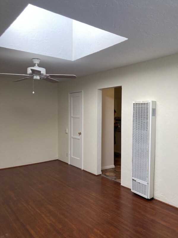 Building Photo - 4111 W Olive Ave
